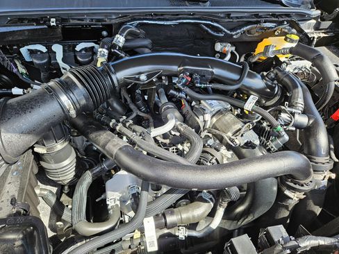 Used 2025 Ford Ranger Raptor image 36