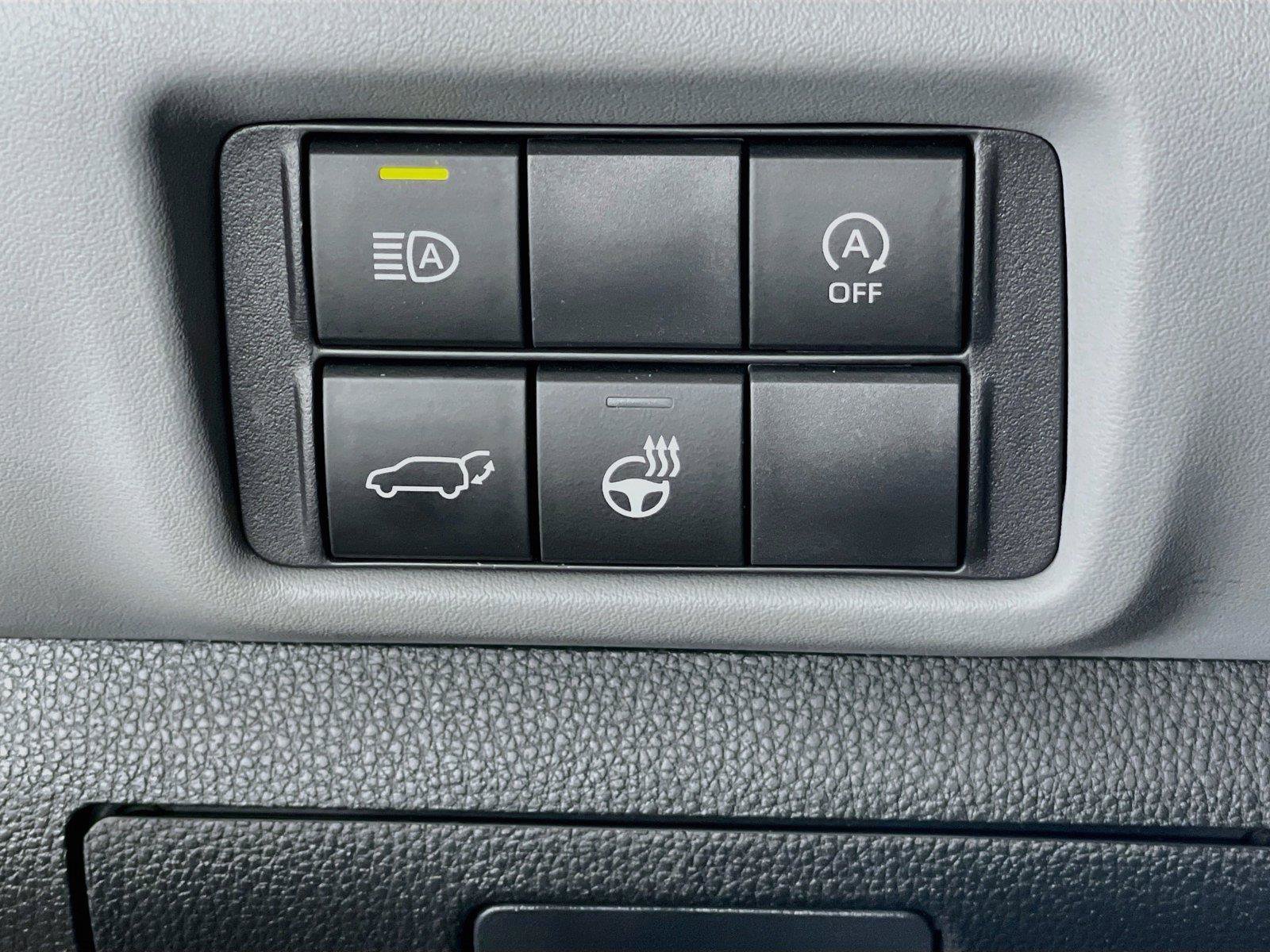 Used 2023 Toyota Highlander Limited AWD/4WD image 14