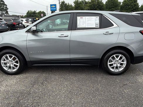 Used 2024 Chevrolet Equinox LT AWD/4WD image 11