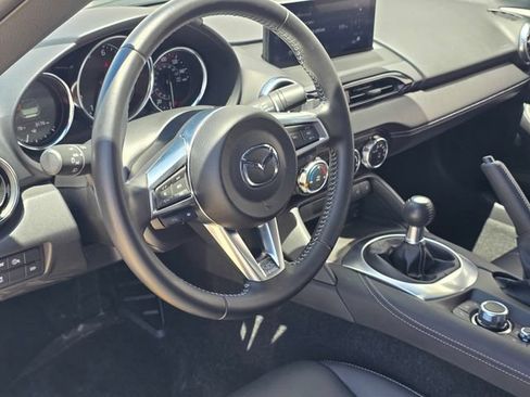 Used 2025 MAZDA MX-5 Miata Grand Touring w/ Weather Package RWD image 7