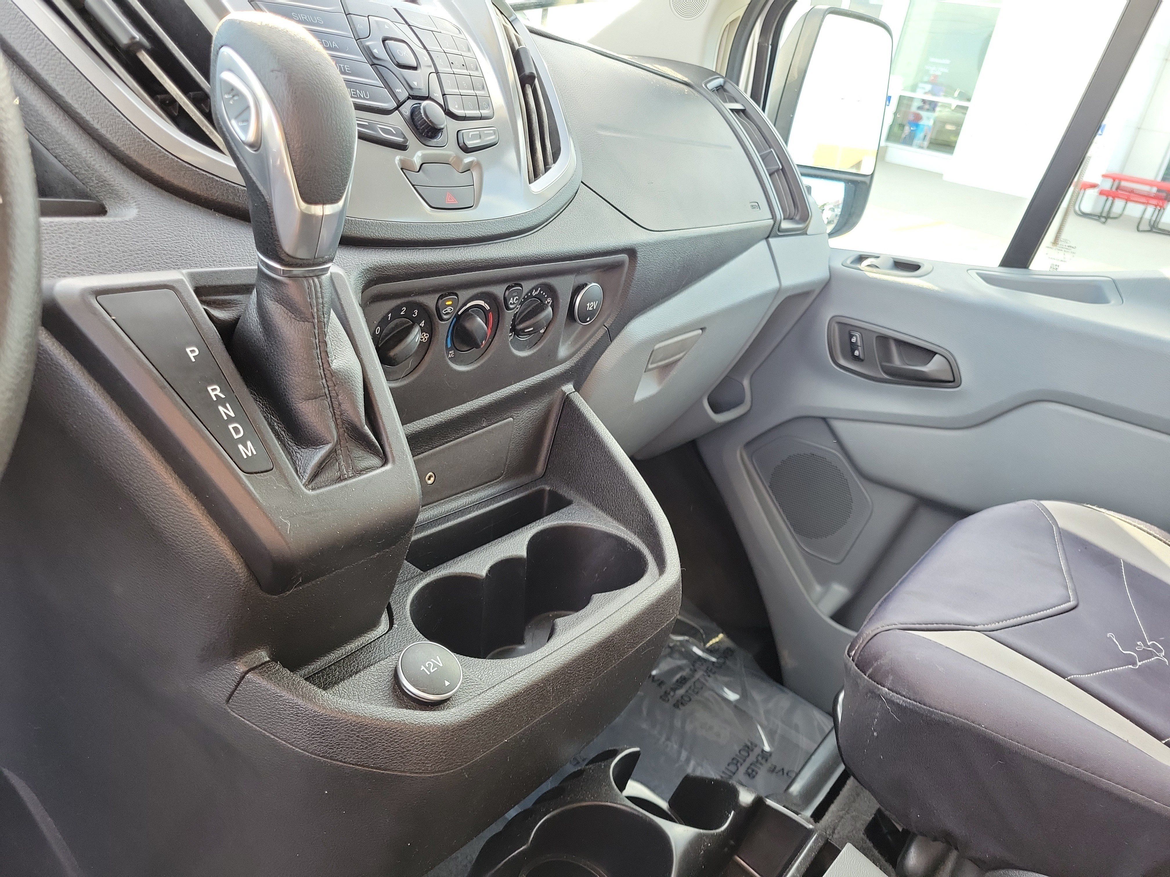 Used 2017 Ford Transit 350 XLT RWD image 29