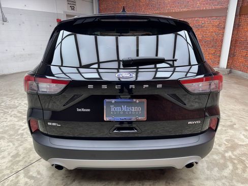 Certified 2022 Ford Escape SEL AWD/4WD image 4