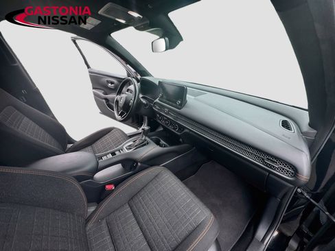 Used 2025 Honda HR-V Sport image 34