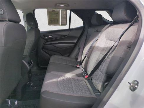 Used 2024 Chevrolet Equinox LT AWD/4WD image 17
