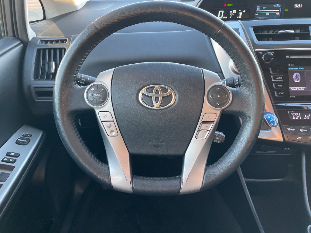 Used 2017 Toyota Prius V Four FWD image 17