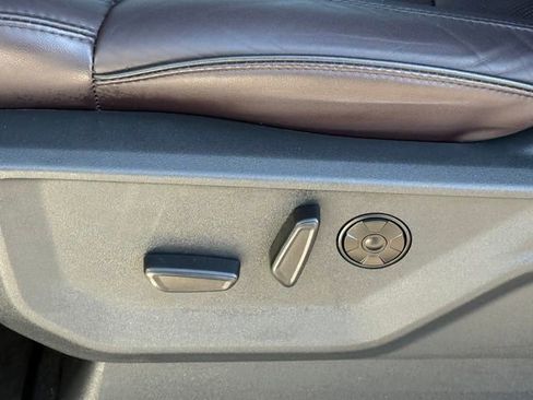 Certified 2025 Ford Expedition Max Platinum w/ Platinum Ultimate Package image 7