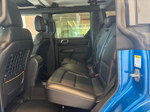 Certified 2024 Ford Bronco Badlands AWD/4WD image 11