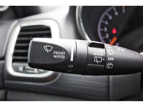 Used 2021 Jeep Grand Cherokee Laredo AWD/4WD image 17