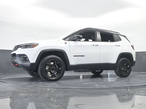 Used 2023 Jeep Compass Trailhawk image 58