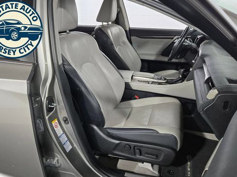 Used 2019 Lexus RX 350 AWD w/ Navigation Package image 38