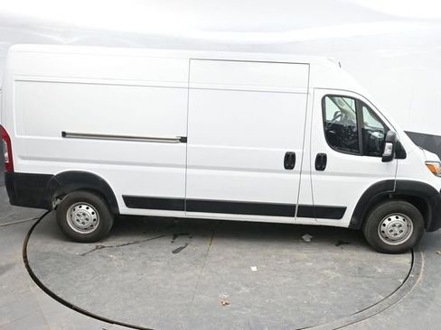 Used 2023 RAM ProMaster 2500 image 28