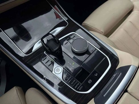 Used 2021 BMW X5 xDrive40i w/ Premium Package image 33