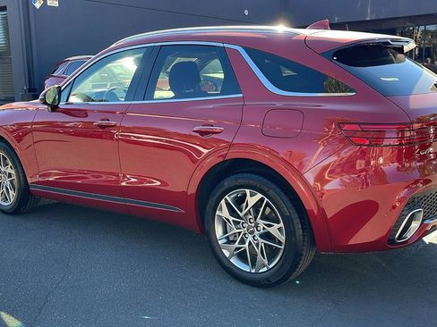 Used 2025 Genesis GV70 2.5T image 11