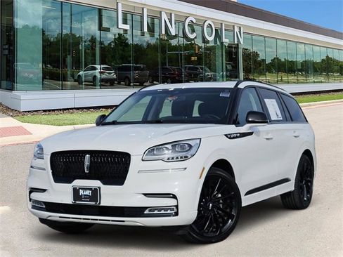 Certified 2023 Lincoln Aviator Reserve w/ Equipment Group 201A image 1