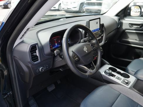 Used 2022 Ford Bronco Sport Outer Banks w/ Tech Package image 10