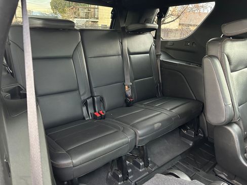 Used 2021 Chevrolet Tahoe High Country w/ Premium Package image 27