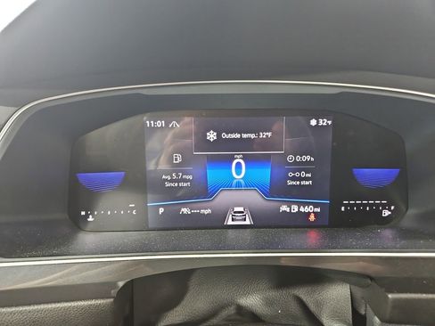 Certified 2024 Volkswagen Tiguan S image 18