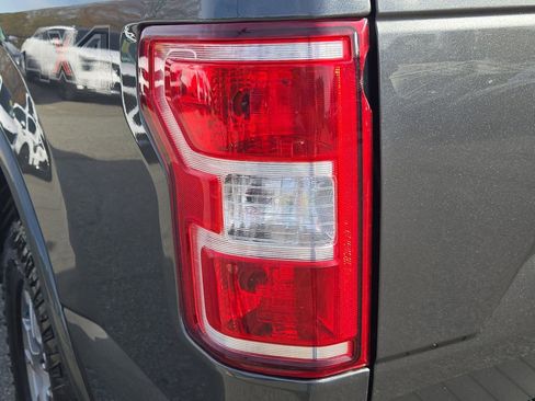 Used 2019 Ford F150 Lariat image 13