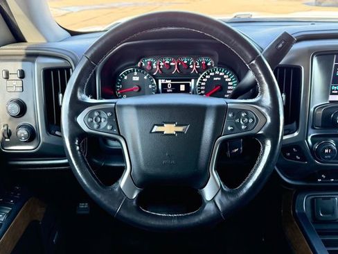 Used 2018 Chevrolet Silverado 1500 LTZ w/ LTZ Plus Package image 33