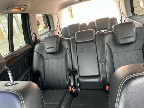 Used 2014 Mercedes-Benz GL 450 4MATIC image 14