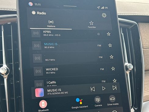 New 2026 Volvo XC90 B6 Plus image 16