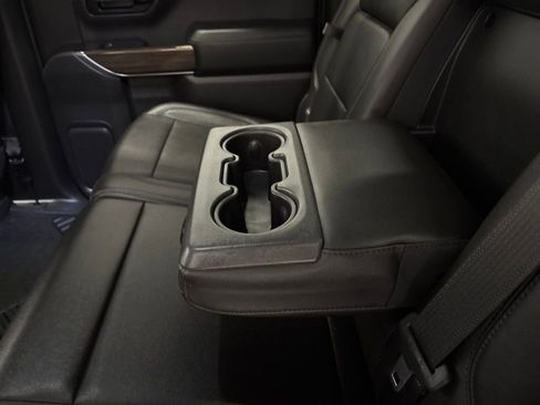 Used 2020 Chevrolet Silverado 1500 LT Trail Boss AWD/4WD image 33
