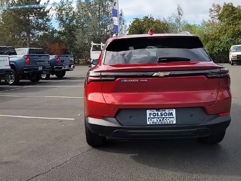 New 2026 Chevrolet Equinox EV LT image 7