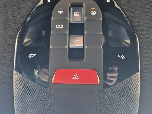 New 2026 Kia EV9 Land image 26