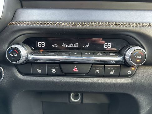 Used 2025 MAZDA CX-50 AWD 2.5 S w/ Accent Package image 17