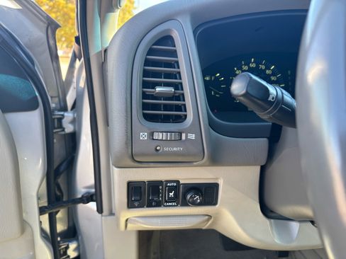 Used 2002 INFINITI QX4 4WD image 14