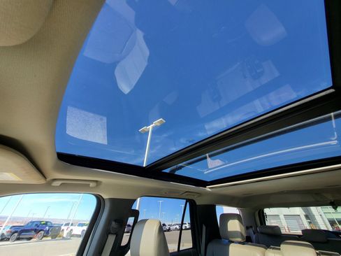 Used 2021 Ford Expedition XLT image 40