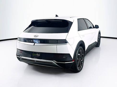 Used 2024 Hyundai Ioniq 5 SEL image 9