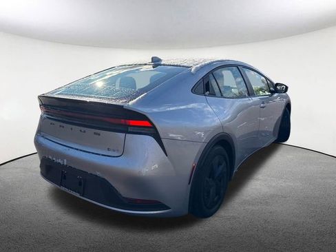 Certified 2025 Toyota Prius LE image 15