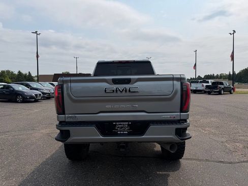 Used 2024 GMC Sierra 2500 AT4 w/ AT4 Premium Plus Package AWD/4WD image 6