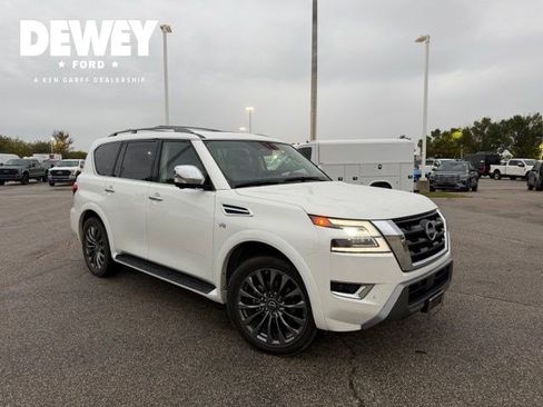 Used 2022 Nissan Armada Platinum w/ Captain's Chairs Package AWD/4WD image 1