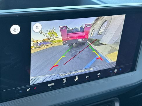 New 2025 Ford Maverick XL image 18