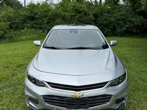 Used 2016 Chevrolet Malibu LT w/ Driver Confidence Package FWD image 10