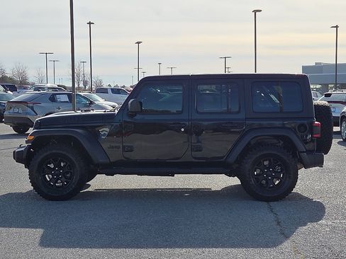 Used 2020 Jeep Wrangler Unlimited Sport image 3