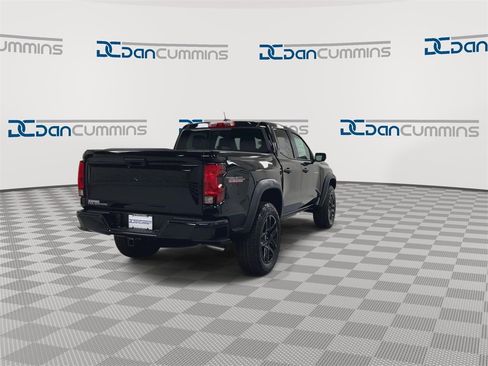 Used 2024 Chevrolet Colorado Trail Boss w/ Advanced Trailering Package image 8