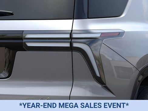 New 2026 Chevrolet Traverse High Country image 11