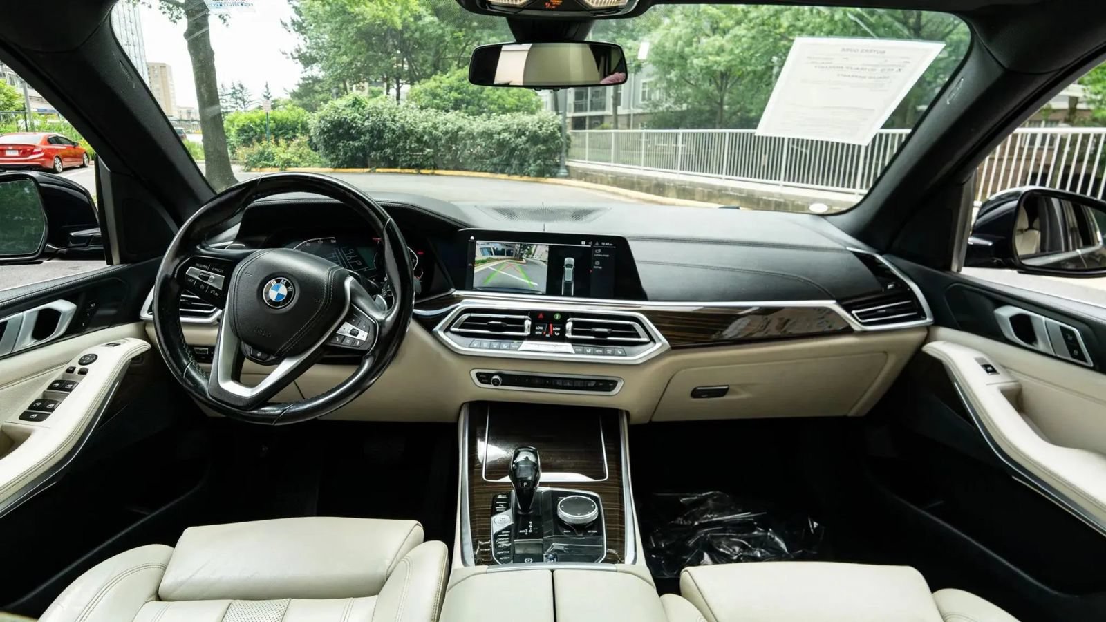 Used 2019 BMW X5 xDrive40i w/ Premium Package 2 AWD/4WD image 30