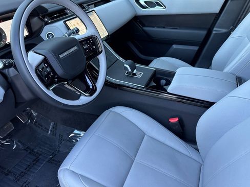 Certified 2026 Land Rover Range Rover Velar Dynamic SE AWD/4WD image 9