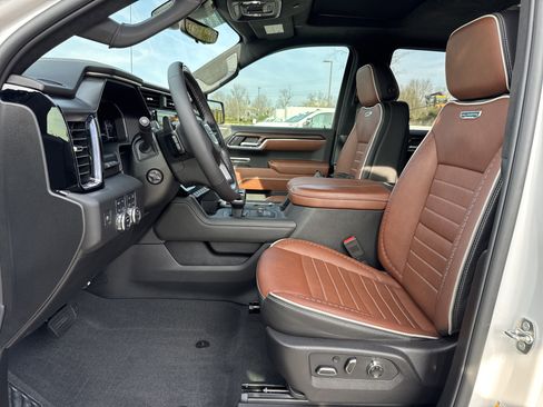 Used 2024 GMC Sierra 1500 Denali Ultimate image 16