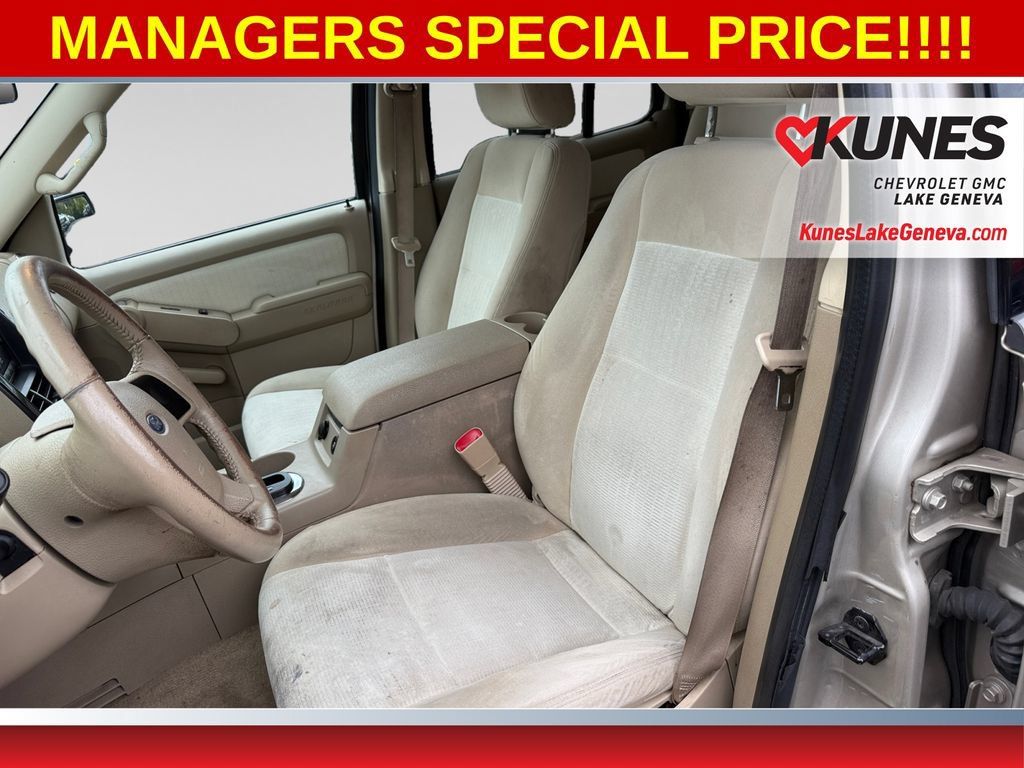 Used 2007 Ford Explorer XLT AWD/4WD image 19