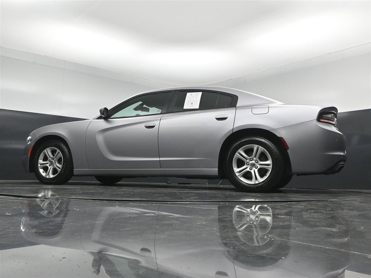 Used 2016 Dodge Charger SE w/ Popular Equipment Group RWD image 33