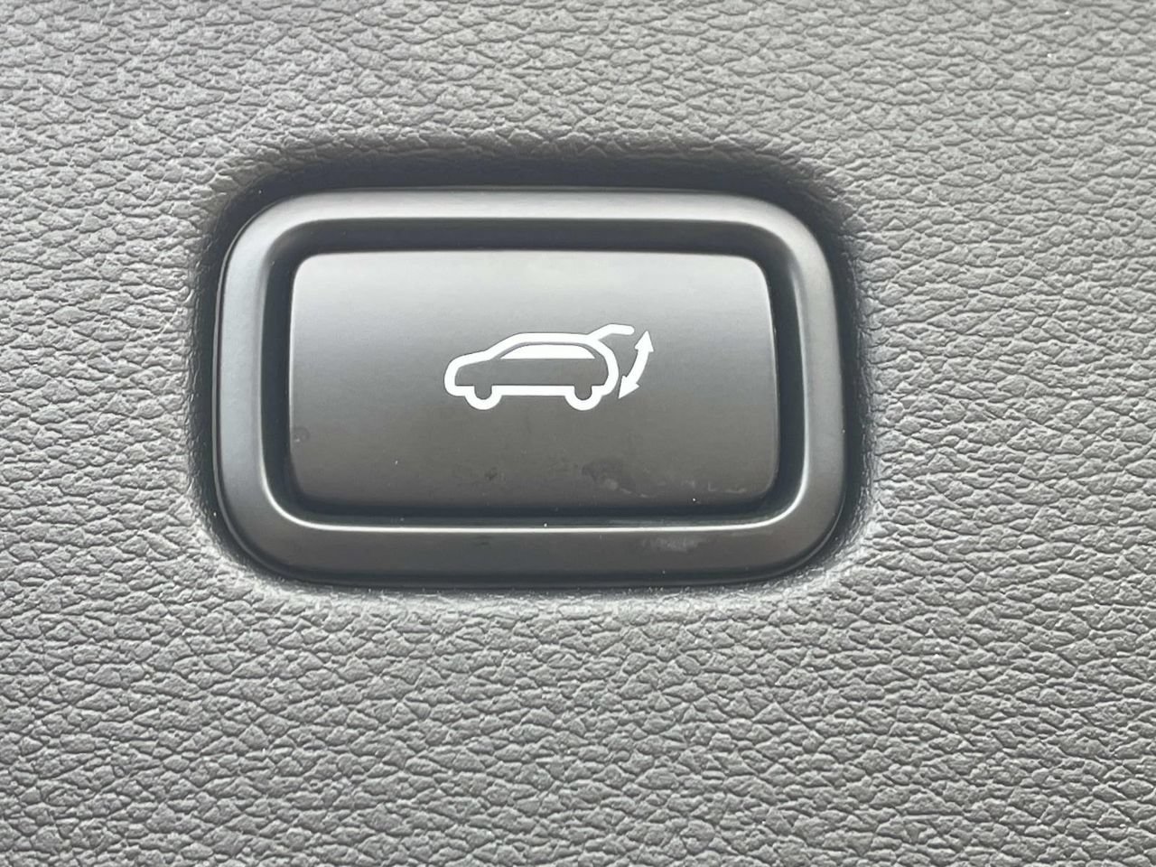 Used 2024 Kia Sportage SX FWD image 9