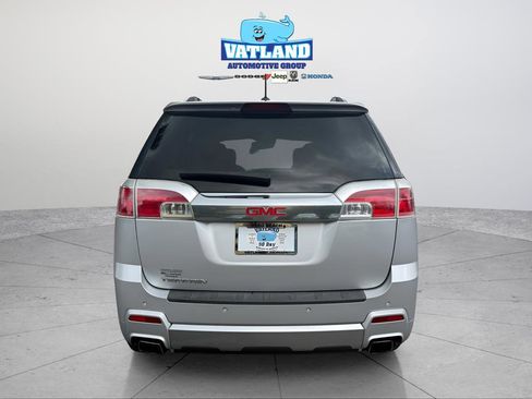 Used 2015 GMC Terrain Denali FWD image 4
