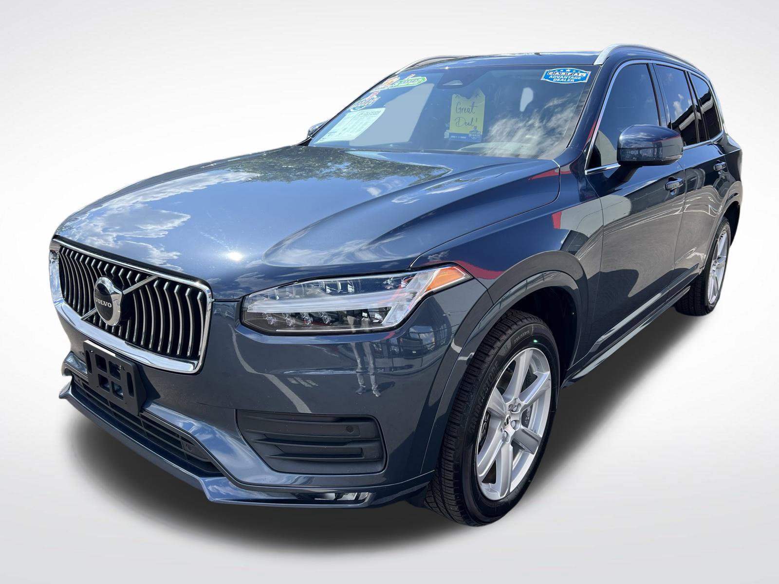 Used 2023 Volvo XC90 B5 Core AWD/4WD image 3
