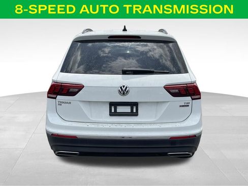 Used 2018 Volkswagen Tiguan SE w/ Panoramic Sunroof Package AWD/4WD image 10