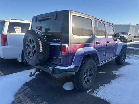 Used 2016 Jeep Wrangler Unlimited Sahara image 10